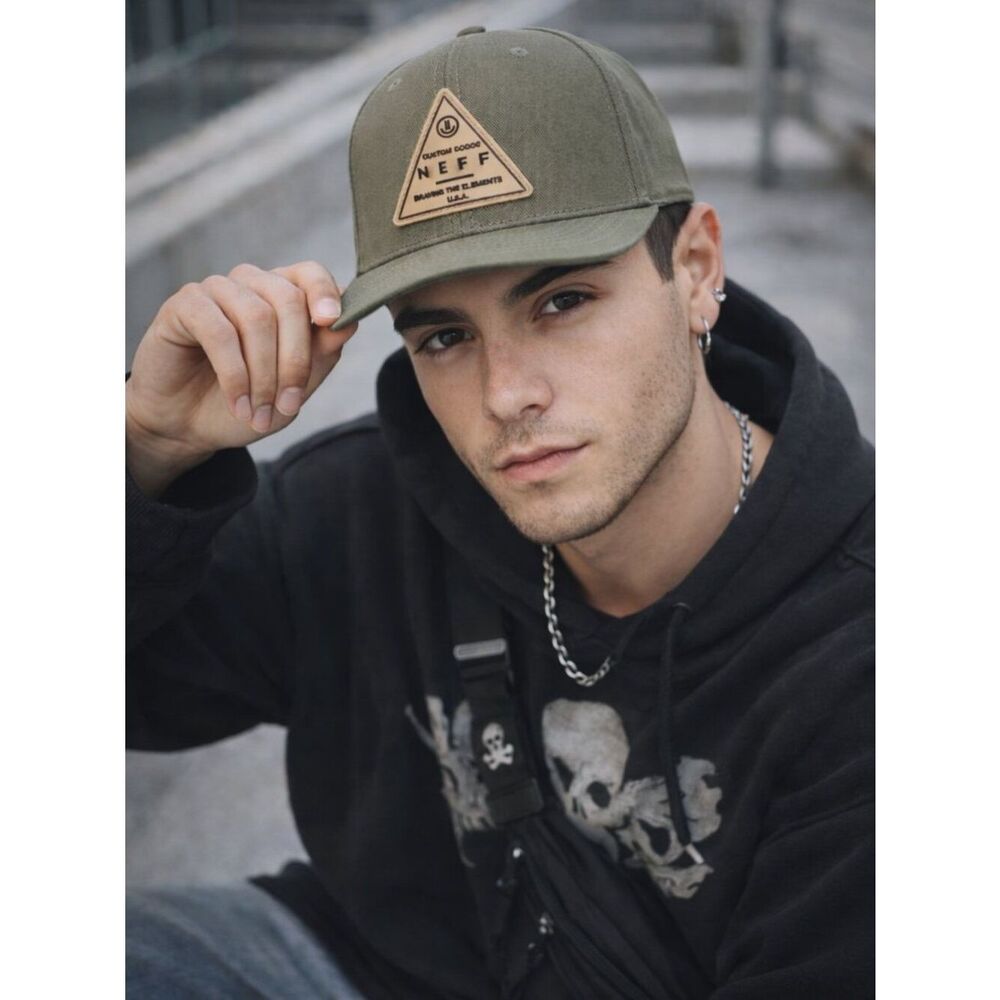 NEFF Olive Green Snapback Hat Triangle Logo Streetwear Cap Y2K Skater Minimal